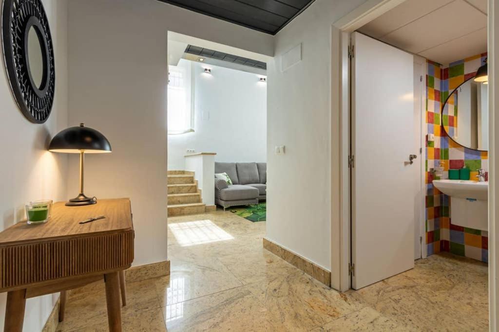 Becas Alameda Duplex By Valcambre Apartment เซบีญา ภายนอก รูปภาพ