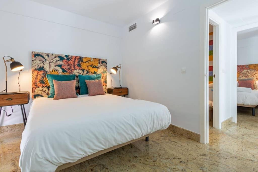 Becas Alameda Duplex By Valcambre Apartment เซบีญา ภายนอก รูปภาพ