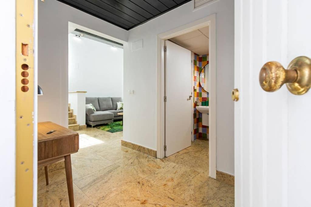 Becas Alameda Duplex By Valcambre Apartment เซบีญา ภายนอก รูปภาพ