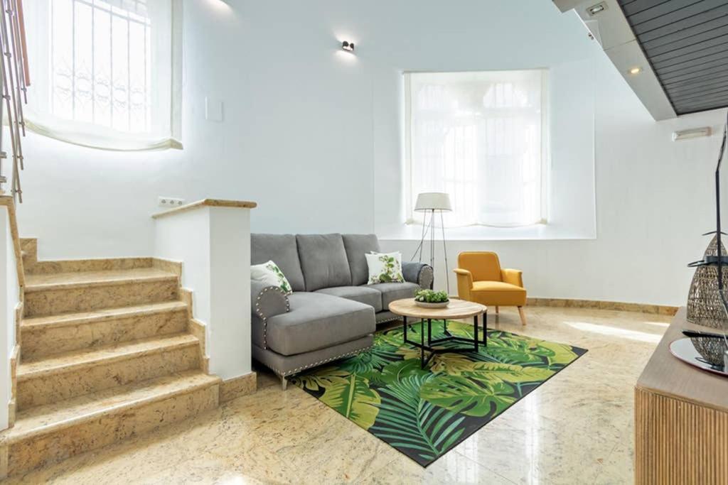 Becas Alameda Duplex By Valcambre Apartment เซบีญา ภายนอก รูปภาพ