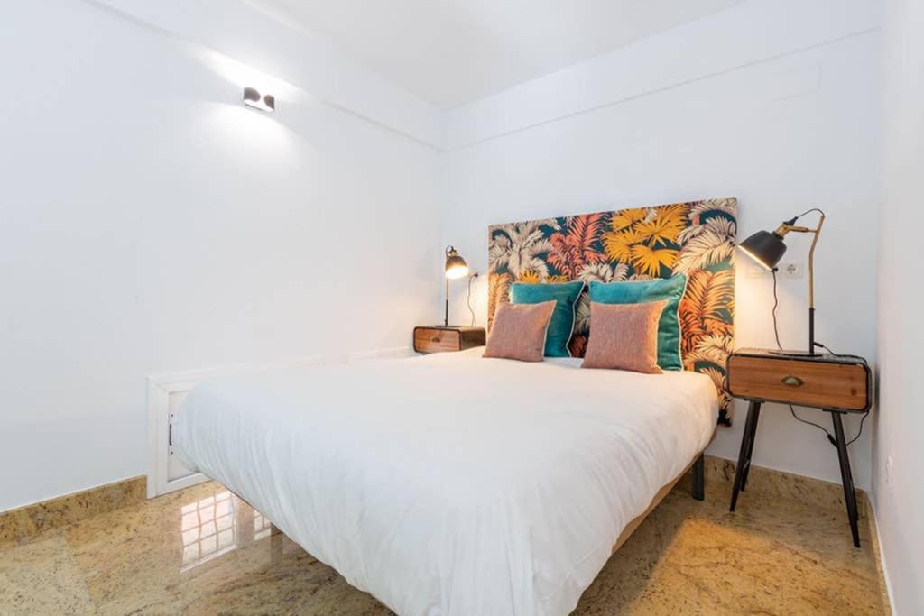 Becas Alameda Duplex By Valcambre Apartment เซบีญา ภายนอก รูปภาพ